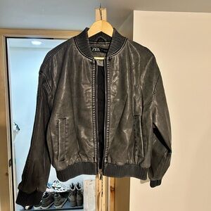 Zara Leather Bomber Jacket -M